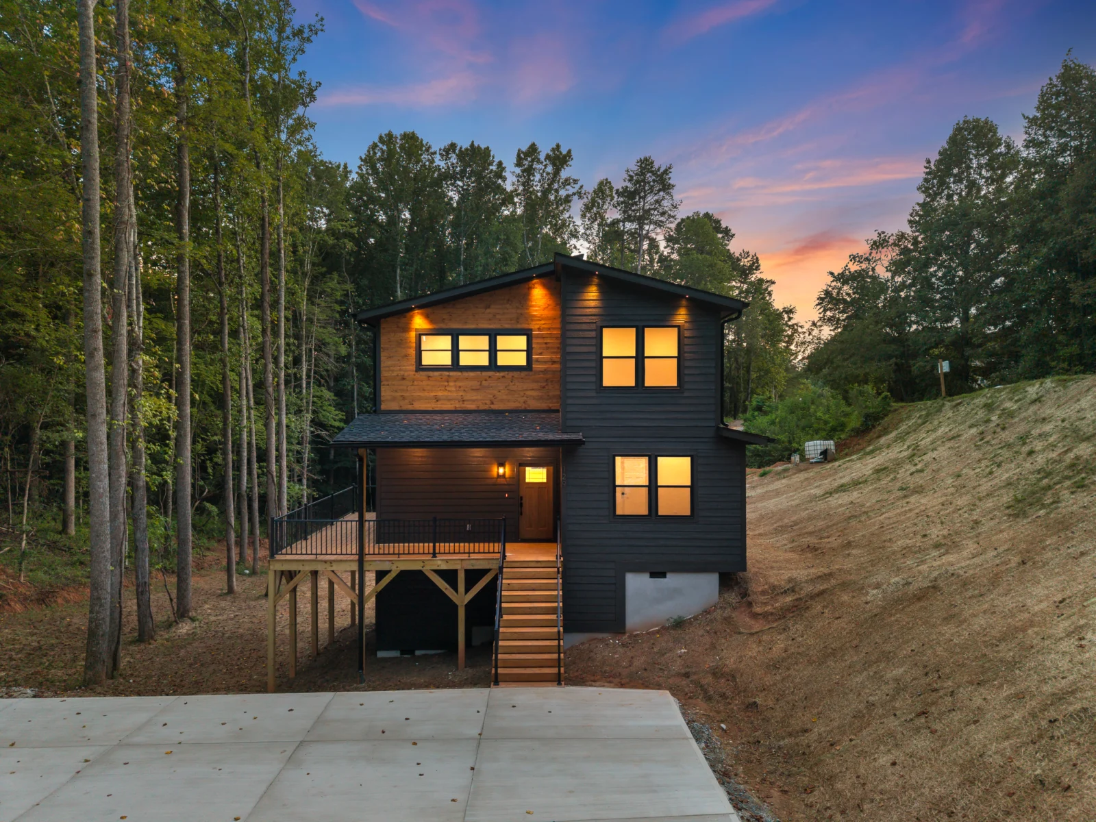129 Quiet Woods Dr, Leicester, NC 28748 real estate photography