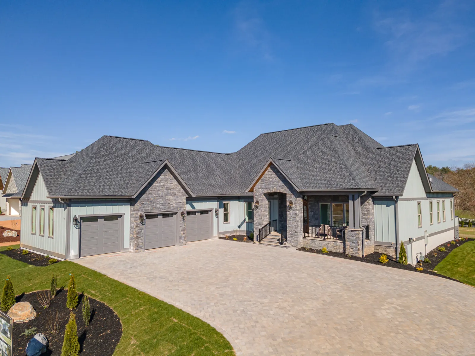 163 Samuel Dr, Mills River, NC 28759 real estate photography