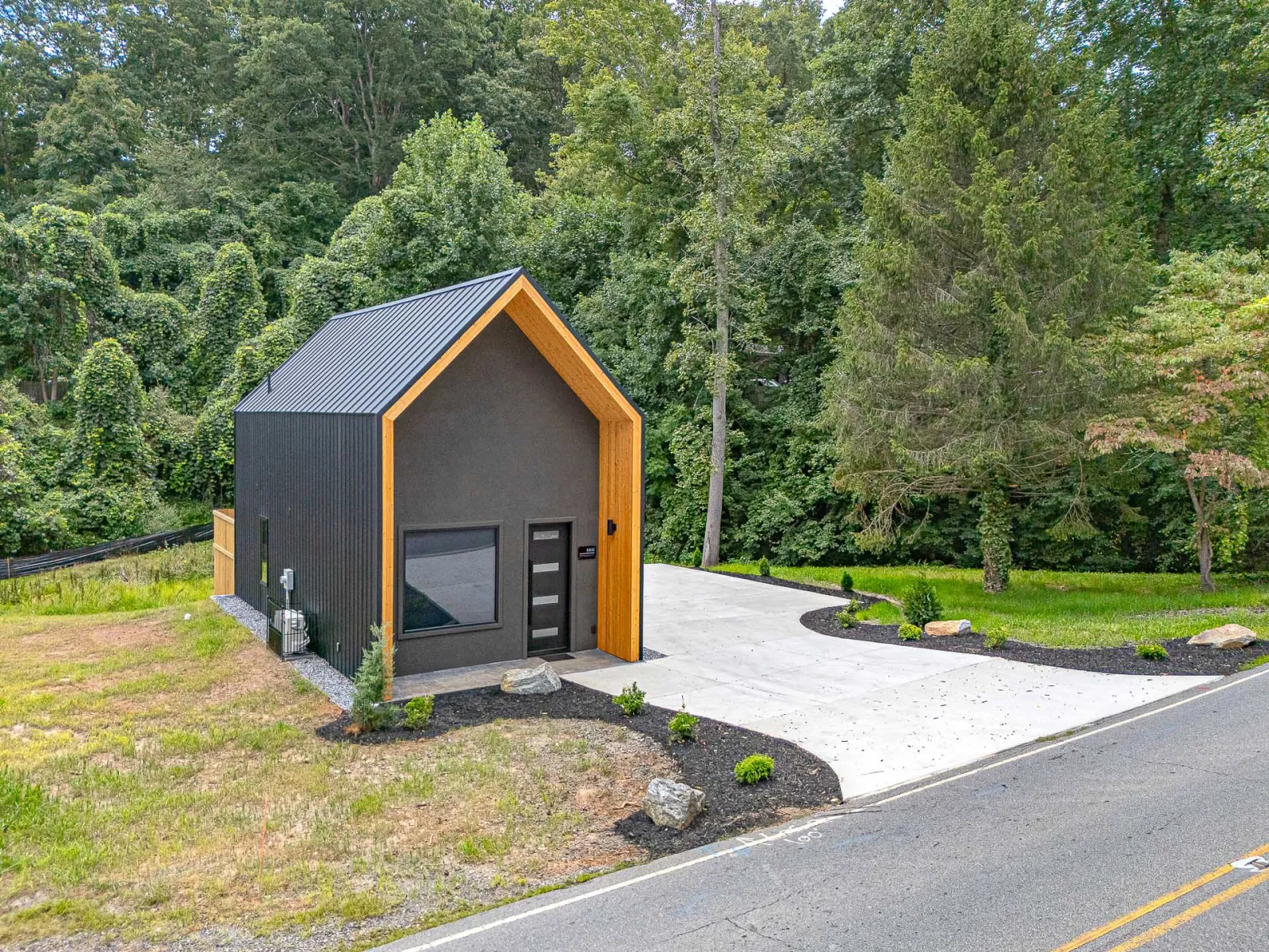 1806 Old Haywood Rd, Asheville, NC 28806 real estate photography