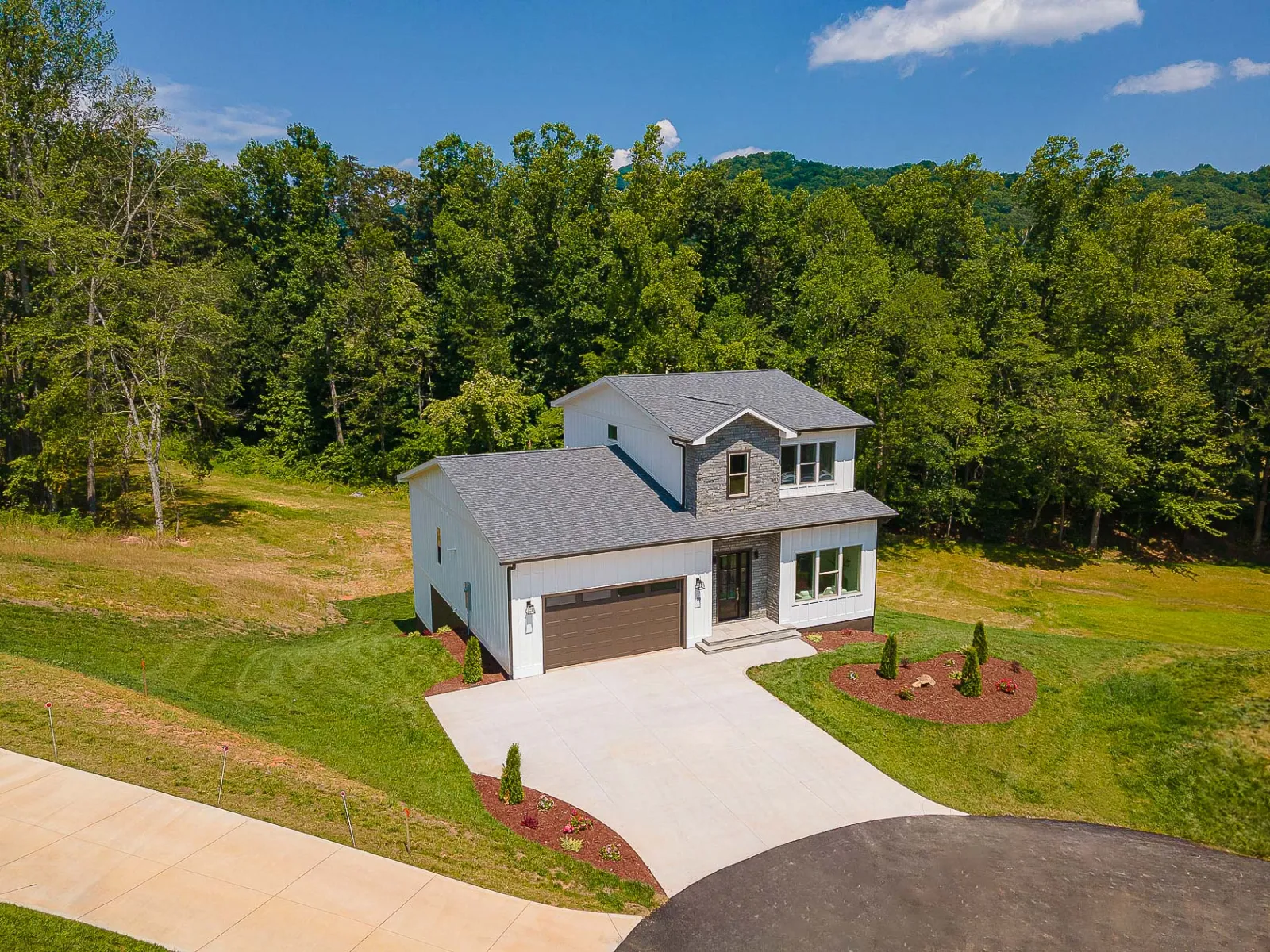 18 Sagewood Dr, Candler, NC 28715 real estate photography