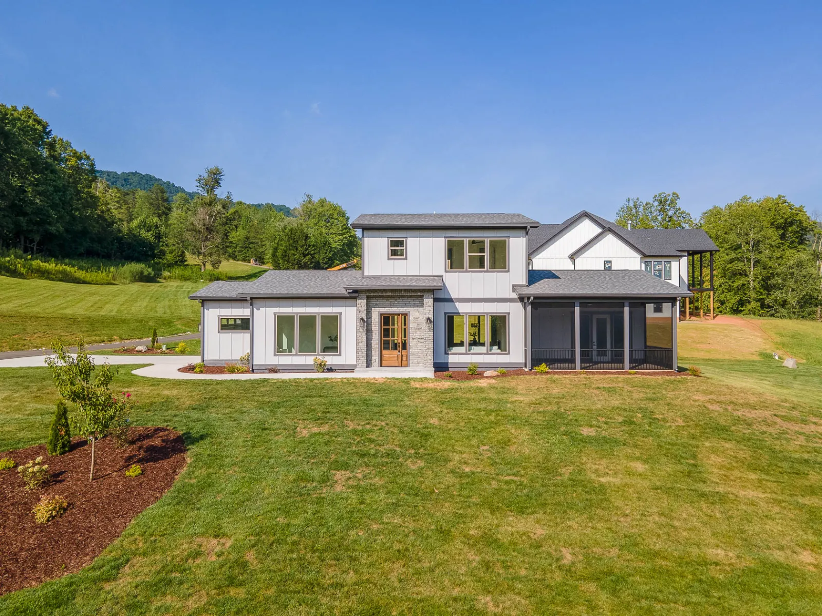 4 Sagewood Dr, Candler, NC 28715 real estate photography